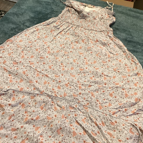 Promesa Gray and Pink Floral Blouse - Picture 3 of 6